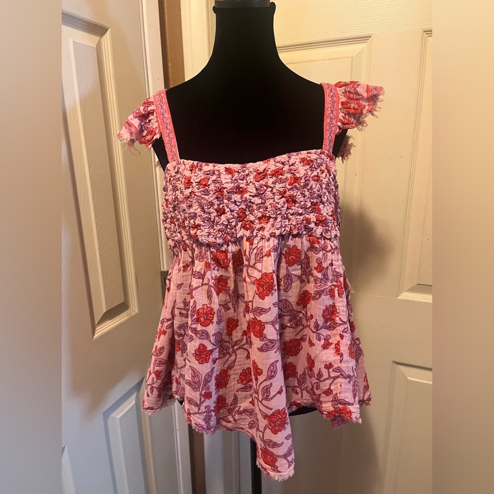 Free People Floral Smocked Pink Top
Size Medium NWOT